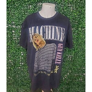 Machine Gun Kelly tour tshirt